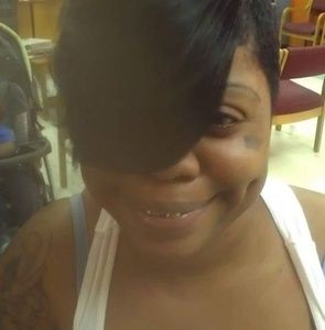 Meet your Posher, Deonna